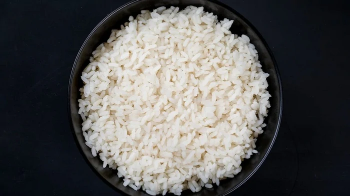 Nevyhadzujte včerajšie zvyšky ryže: tu je návod, ako z nej za pár minút urobiť drobivú
