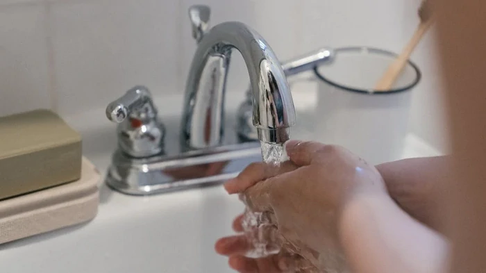 Vďaka tomuto domácemu prostriedku budú vaše vodovodné kohútiky za 5 minút ako nové: už žiadny vodný kameň